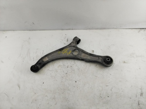 BRAZO SUSPENSION INFERIOR DELANTERO IZQUIERDO 
