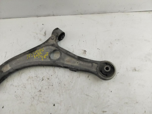 BRAZO SUSPENSION INFERIOR DELANTERO IZQUIERDO 