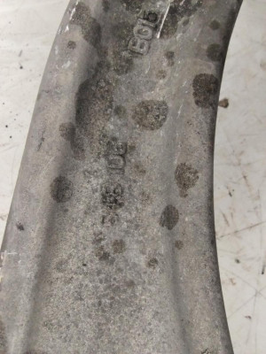 BRAZO SUSPENSION INFERIOR DELANTERO IZQUIERDO