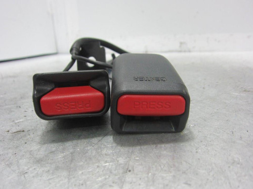  ENGANCHE CINTURON TRASERO DERECHO, HYUNDAI, I20 (GB) 