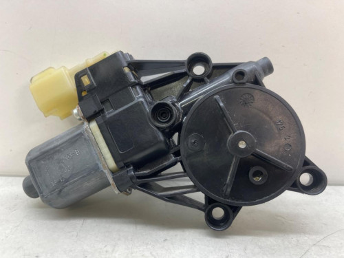 MOTOR ELEVALUNAS DELANTERO DERECHO Ford FIESTA (CNN) 