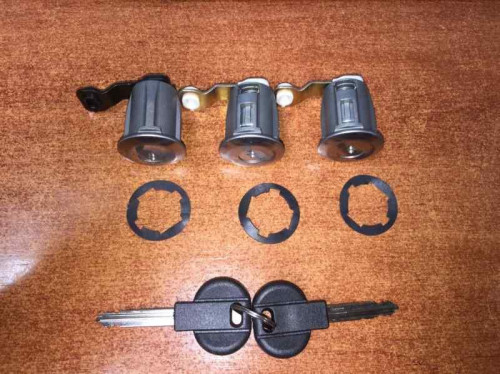 BOMBIN PUERTA DELANTERA IZQUIERDA 