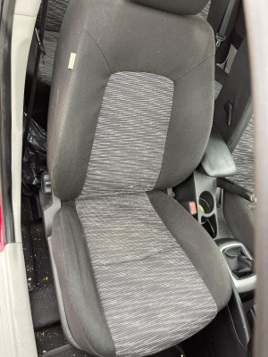ASIENTO DELANTERO DERECHO