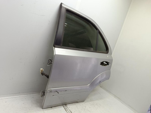 PUERTA TRASERA IZQUIERDA Kia SORENTO (BL) 