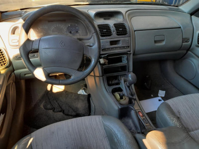 RENAULT LAGUNA (B56)