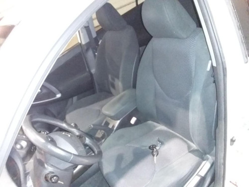 TOYOTA RAV4 (A3) — vehículo donante para recambios 