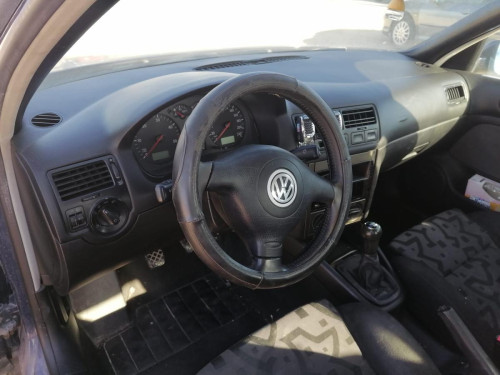 VOLKSWAGEN BORA BERLINA (1J2)(1998) — автомобиль-донор на запчасти 