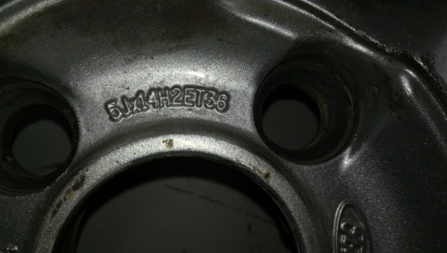 LLANTA FORD KA (CCQ) 