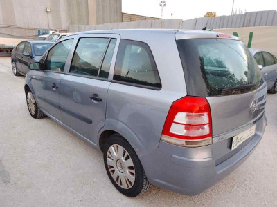 OPEL ZAFIRA B