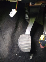 PEDAL EMBRAGUE