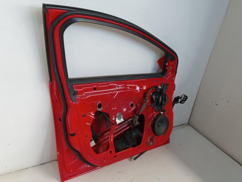 PUERTA DELANTERA IZQUIERDA FORD FOCUS BERLINA (CEW) 