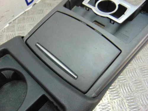  APOYABRAZOS CENTRAL AUDI A6 AVANT (4F5) 