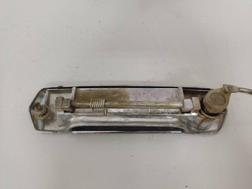 MANETA EXTERIOR DELANTERA DERECHA Lada NIVA (2121/21213/21214/21215/2131) 