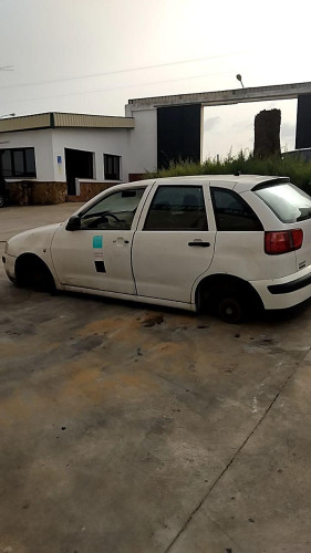 Seat Ibiza (6K1)(08.1999->) — автомобиль-донор на запчасти 