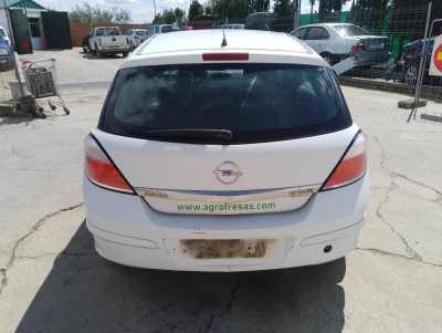 OPEL ASTRA H BERLINA