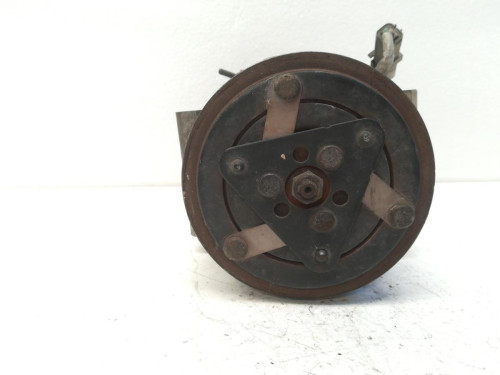  COMPRESOR AIRE ACONDICIONADO 