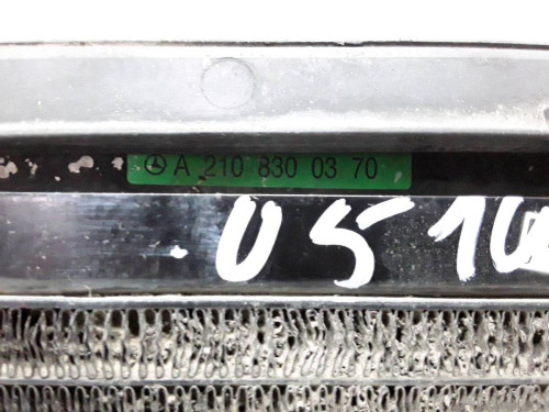 CONDENSADOR / RADIADOR AIRE ACONDICIONADO Mercedes-Benz CLASE E (BM 210) BERLINA 