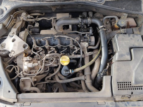 Renault Laguna II (BG0)(2001->) — автомобиль-донор на запчасти 