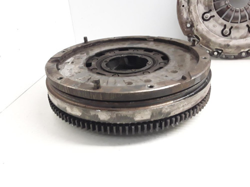 KIT EMBRAGUE Opel FRONTERA A 