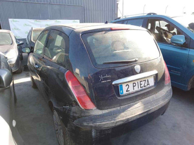 LANCIA YPSILON (101)