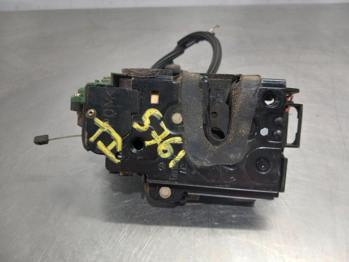  CERRADURA PUERTA TRASERA IZQUIERDA Volkswagen POLO IV (9N1) 