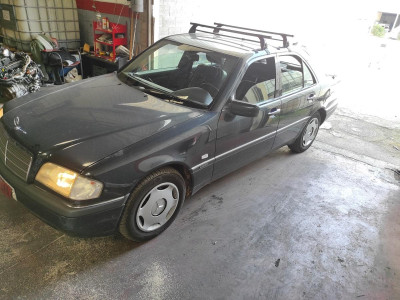 MERCEDES-BENZ CLASE C (BM 202) BERLINA