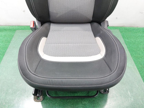 ASIENTO DELANTERO DERECHO KIA CEED (JD) 