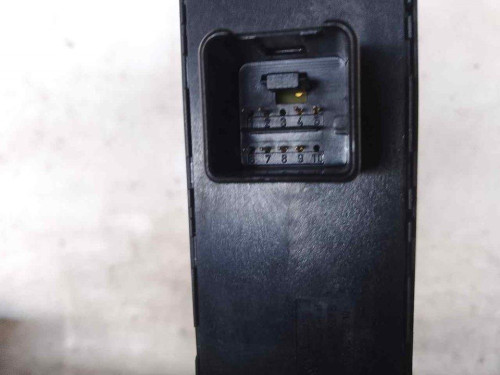 MANDO ELEVALUNAS DELANTERO IZQUIERDO VOLKSWAGEN GOLF VI (5K1)(10.2008) 