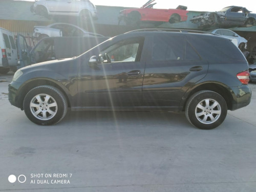  MERCEDES-BENZ CLASE ML (BM 164) 