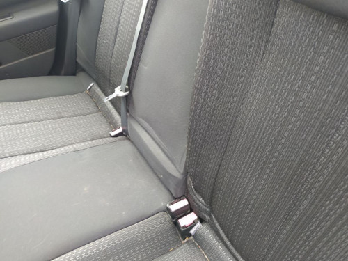  ENGANCHE CINTURON TRASERO IZQUIERDO Renault MEGANE II CLASSIC BERLINA 