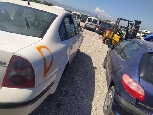 PILOTO TRASERO DERECHO VOLKSWAGEN PASSAT BERLINA (3B3) 