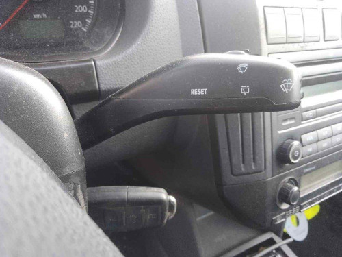 MANDO MULTIFUNCION Volkswagen POLO IV (9N3) 
