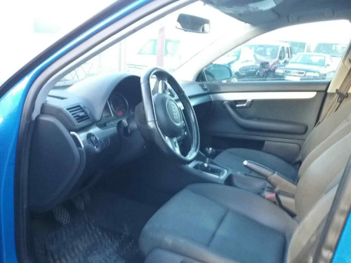  AUDI A4 BERLINA (8E) 