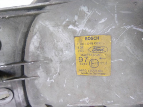FARO DERECHO Ford FIESTA BERLINA 