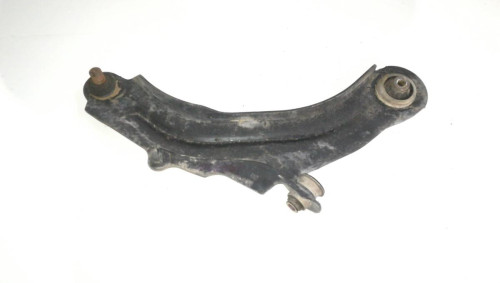  BRAZO SUSPENSION INFERIOR DELANTERO DERECHO 