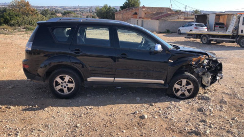 MITSUBISHI OUTLANDER (CW0) — Donor Vehicle for Used Parts 