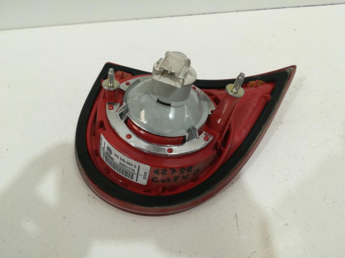  PILOTO TRASERO DERECHO INTERIOR Volkswagen GOLF V (1K1)(10.2003) 