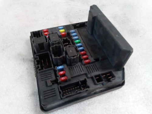  CAJA RELES / FUSIBLES Nissan QASHQAI (J10) 