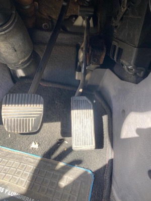 PEDAL ACELERADOR