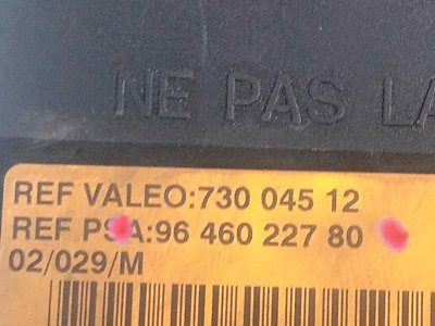 CAJA RELES / FUSIBLES