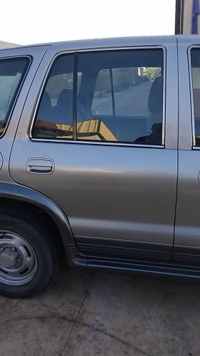 PUERTA TRASERA DERECHA Kia Sportage (1994->) Kia Sportage (1994->) 