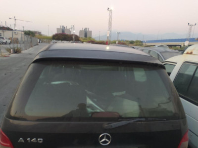 BASE DE ANTENA, MERCEDES-BENZ, CLASE A (BM 168)