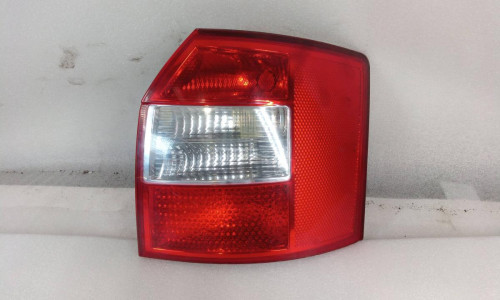 PILOTO TRASERO DERECHO AUDI A4 AVANT (8E) 