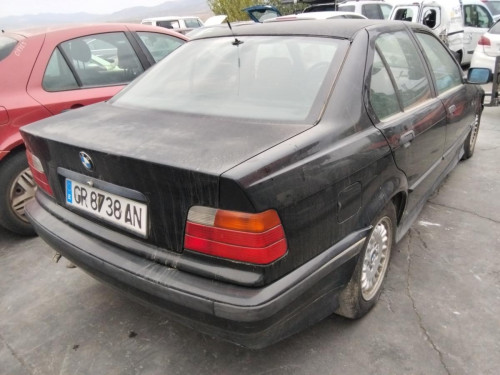  BMW SERIE 3 BERLINA (E36) 