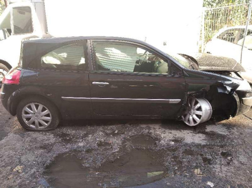  RENAULT MEGANE II BERLINA 3P 