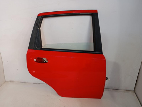  PUERTA TRASERA DERECHA CHEVROLET AVEO BERLINA 