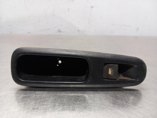  MANDO ELEVALUNAS TRASERO IZQUIERDO PEUGEOT 3008 
