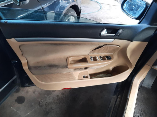 VOLKSWAGEN GOLF V (1K1)(10.2003) — автомобиль-донор на запчасти 