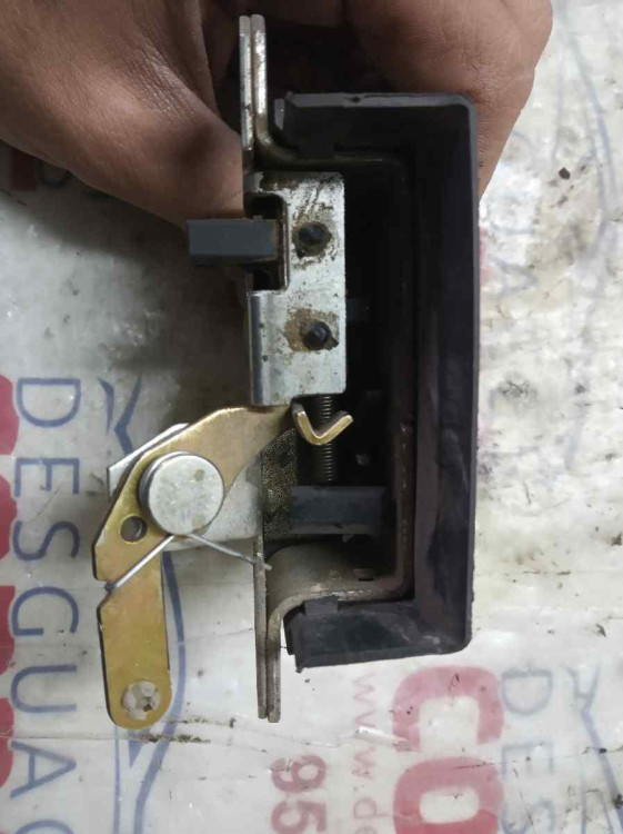 CERRADURA MALETERO / PORTON