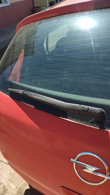 BRAZO LIMPIA TRASERO Opel Corsa D (2006->)